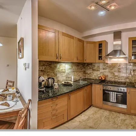 Apart Otel Avantgarde 4*