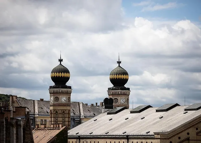 Avantgarde Lägenhetshotell 4*